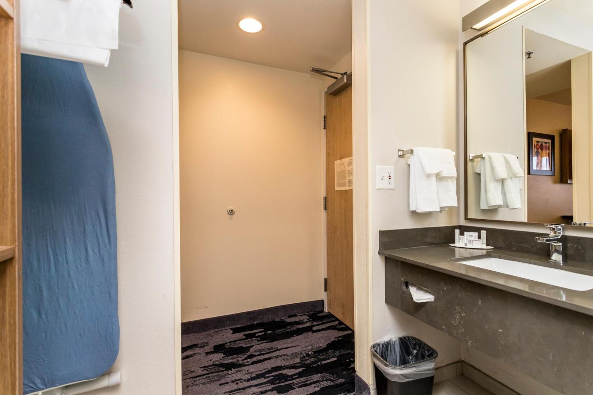 Fairfield Inn Σεντ Τζορτζ Εξωτερικό φωτογραφία